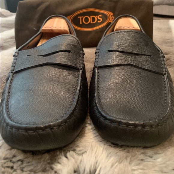 Tod’s Black Leather Pebbled Grain Penny Loafer Drivers